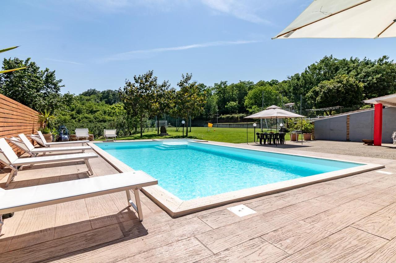 Villa Vacanze La Quercia Carbognano Buitenkant foto