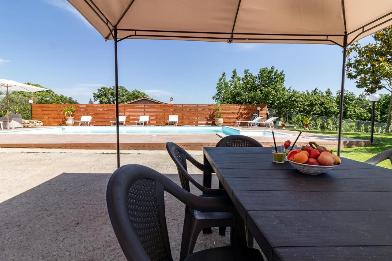 Villa Vacanze La Quercia Carbognano Buitenkant foto