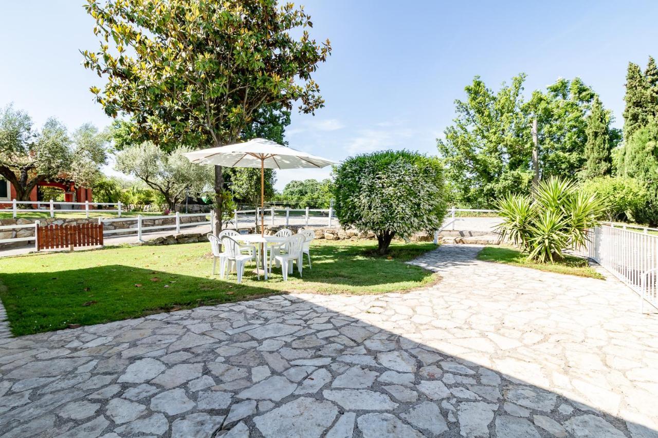 Villa Vacanze La Quercia Carbognano Buitenkant foto